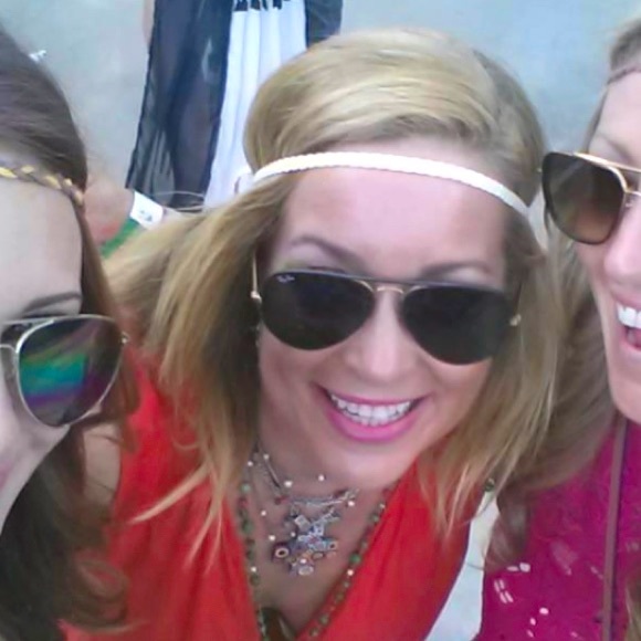 Fashionista. Contemporary Industry Insider. Retailer. Merchandiser… - Picture 4 of 7